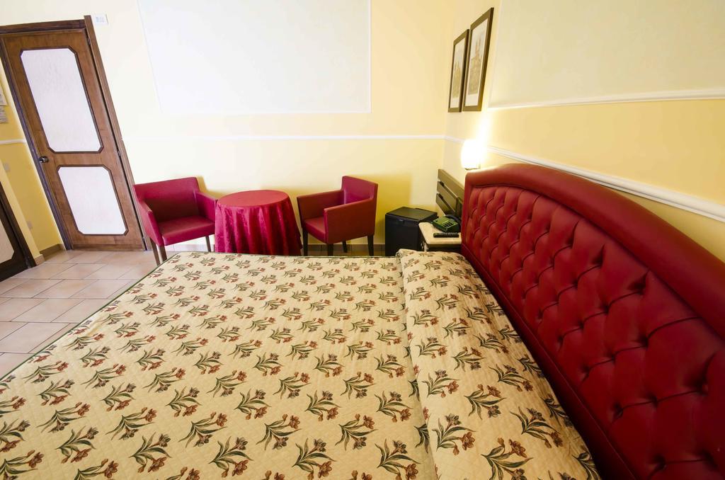 Hotel Tarconte Tarquinia Dış mekan fotoğraf